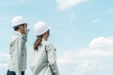 ヘルメットの勘定科目と仕訳について詳しく解説